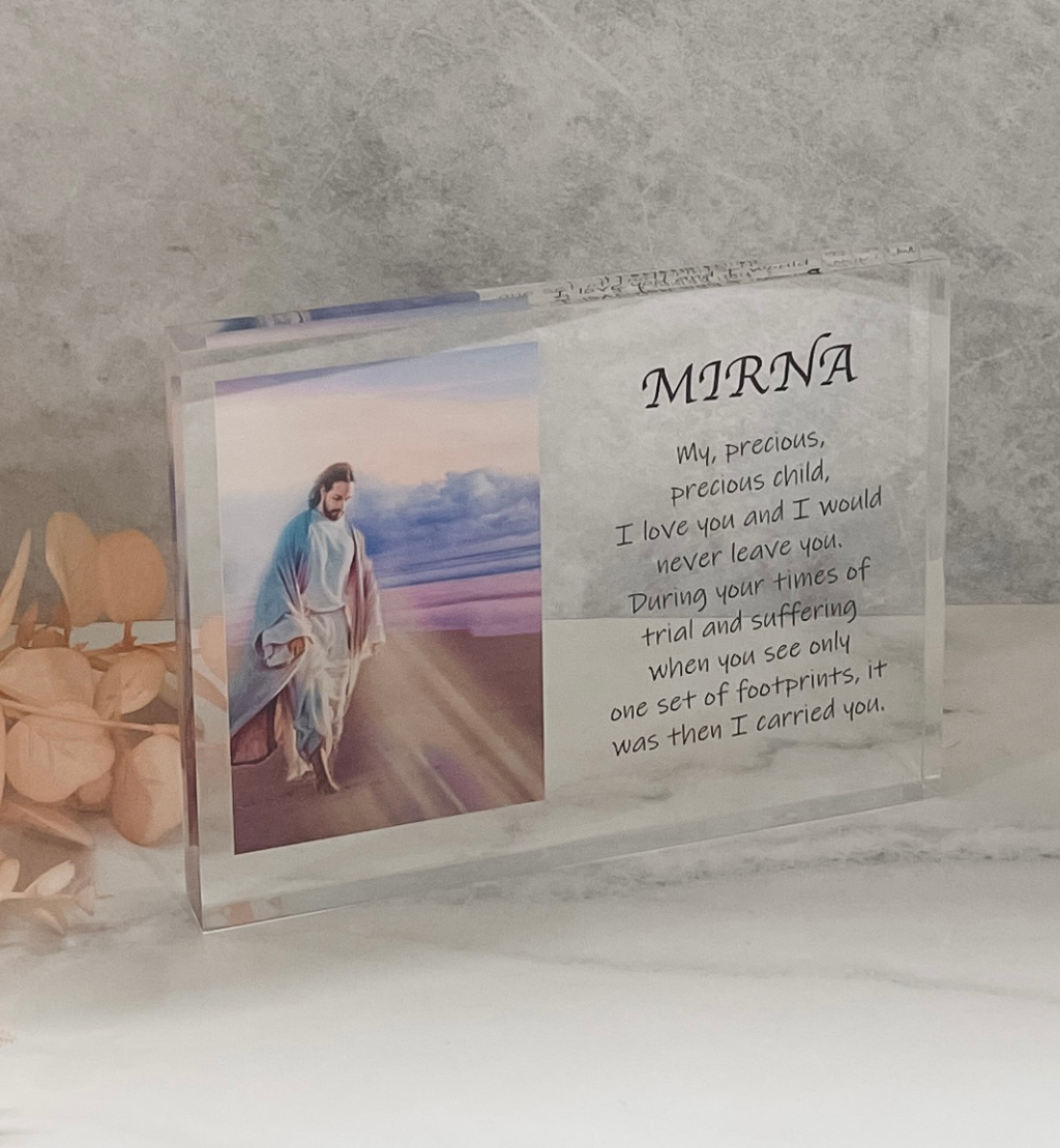 Free Standing Clear Display