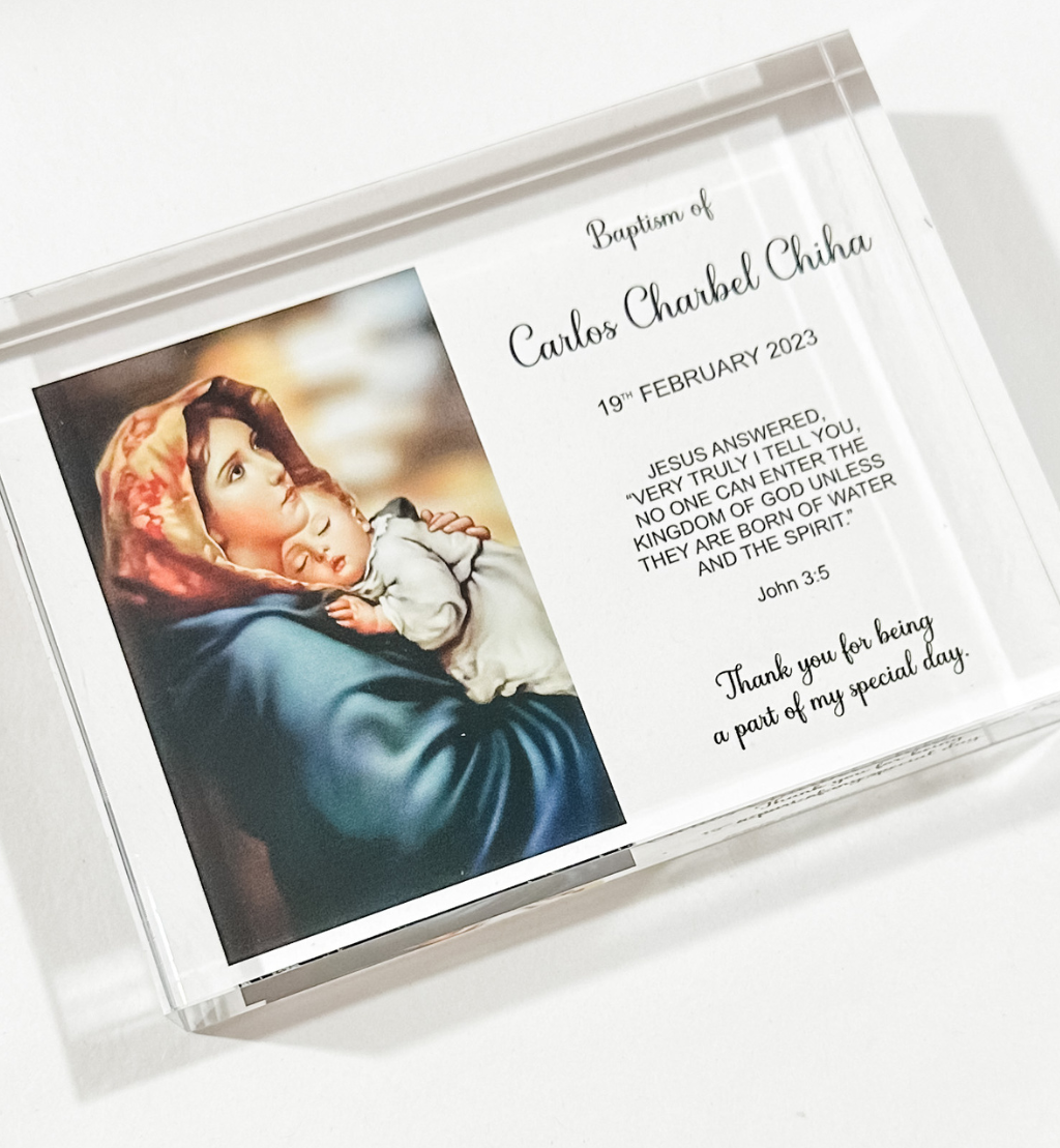 Free Standing Clear Display